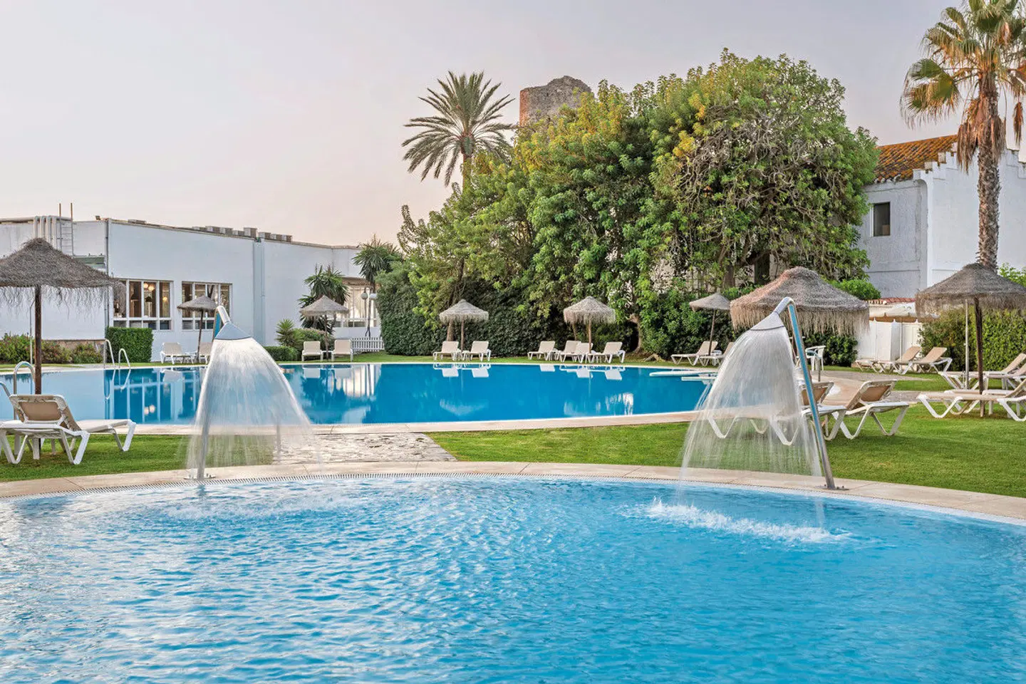 Sol Marbella Estepona · Atalaya Park OUTDOOR_POOL
