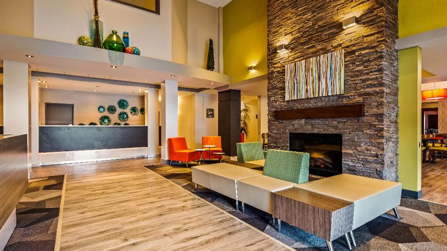 Best Western Plus Dartmouth Hotel & Suites LOUNGE_LOBBY