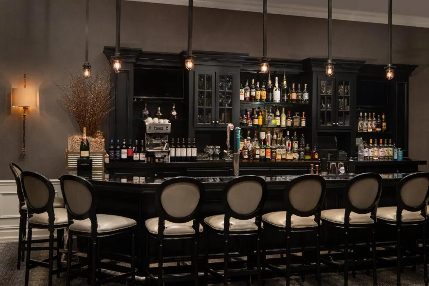 The Manhattan Club Bar