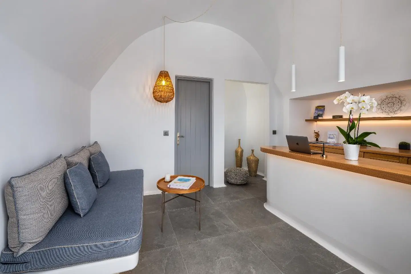 Eteoro Suites ROOM_EXAMPLE