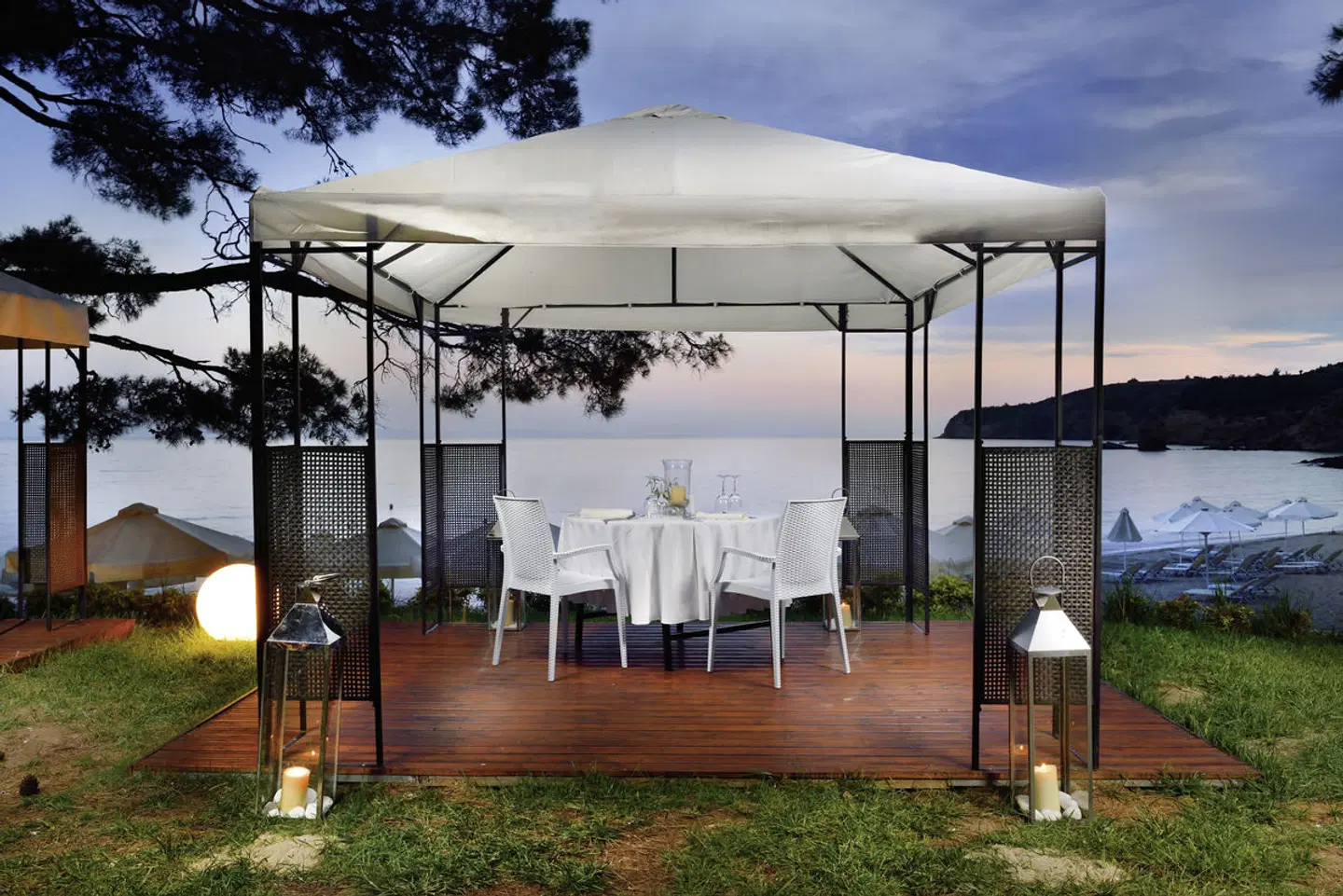 Royal Paradise Beach Resort & Spa Terrasse