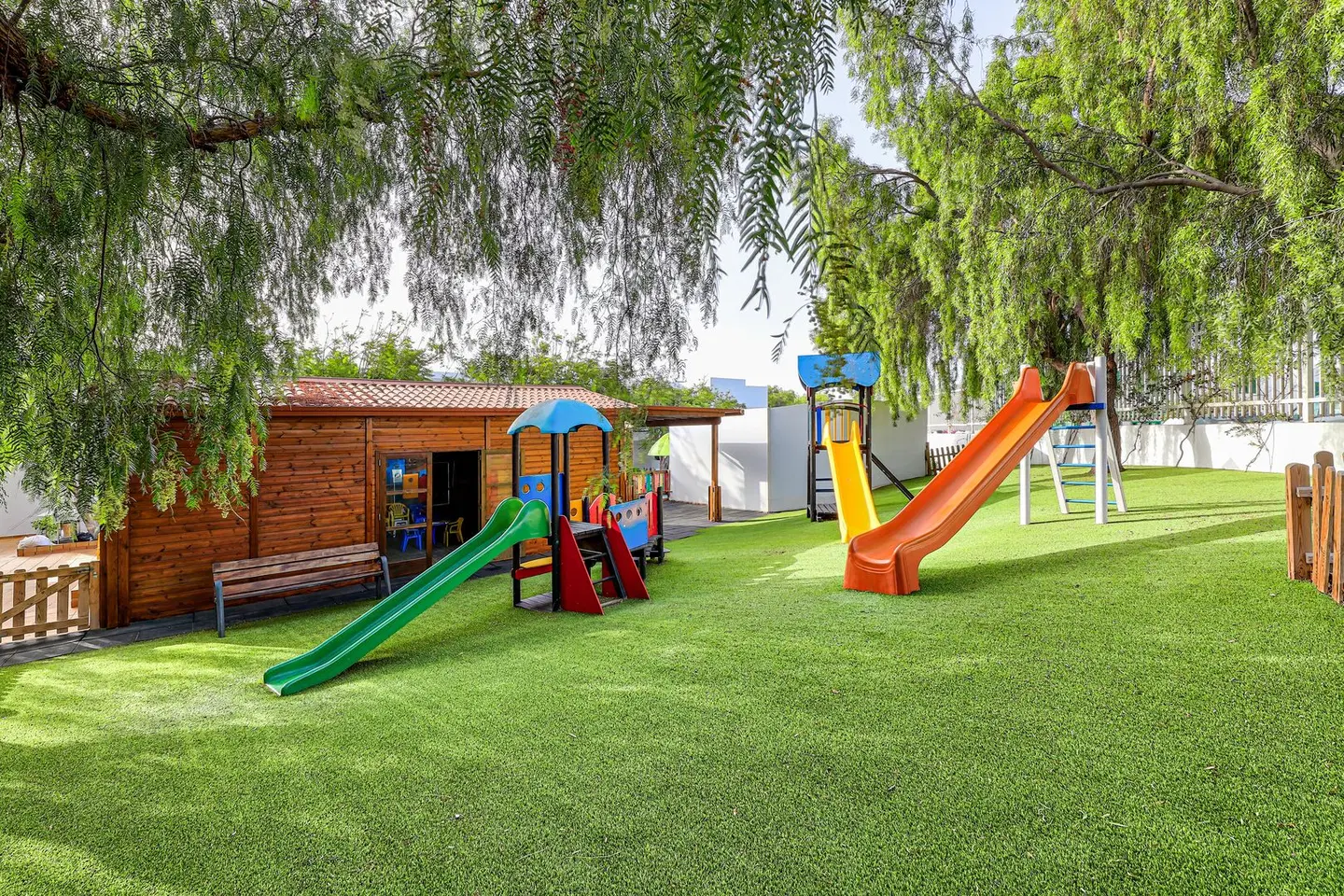 THB Flora SPORTS_AND_LEISURE