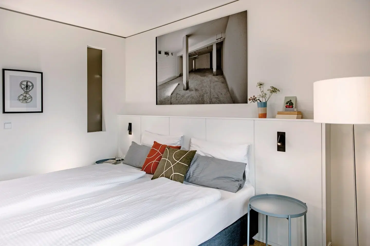 THE FLAG München M. ROOM_EXAMPLE