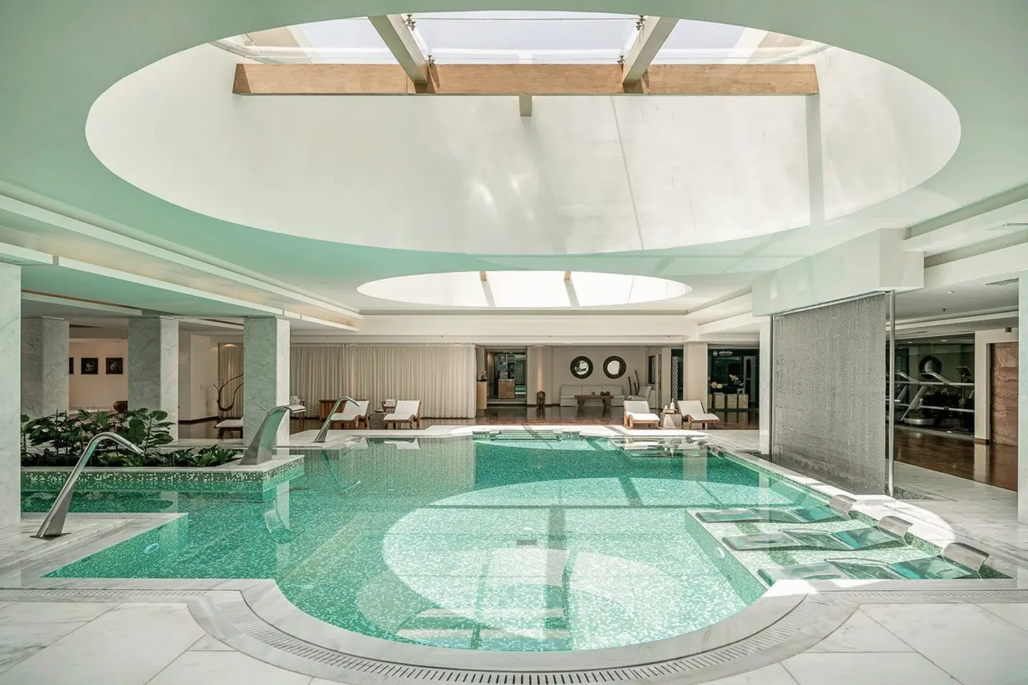 Avra Imperial Beach Resort Hallenbad