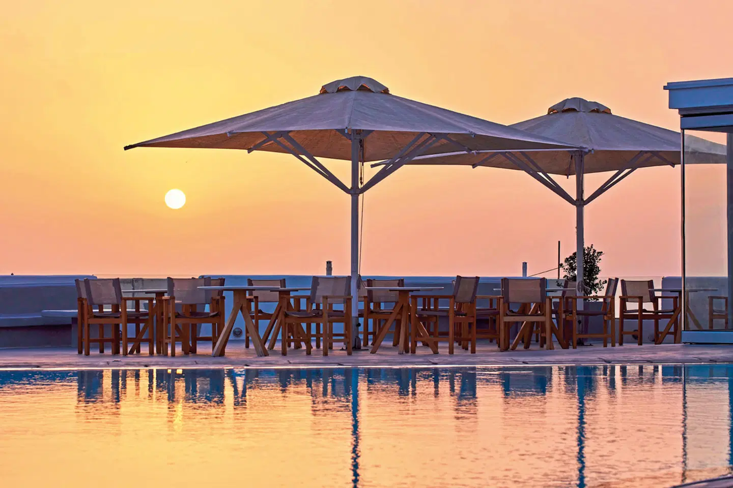 Santorini Palace OUTDOOR_POOL