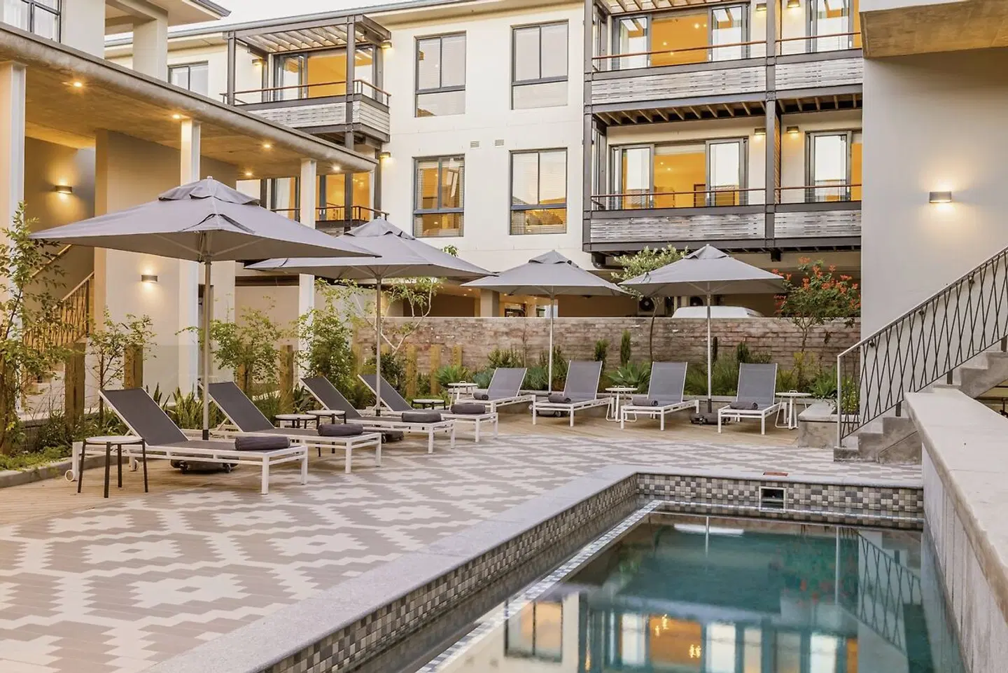 aha The Rex Hotel EXTERIOR