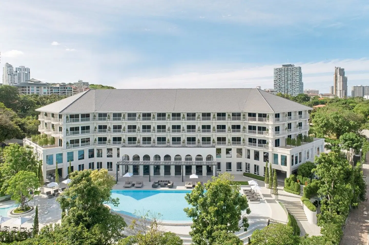 Cross Pattaya Pratamnak EXTERIOR