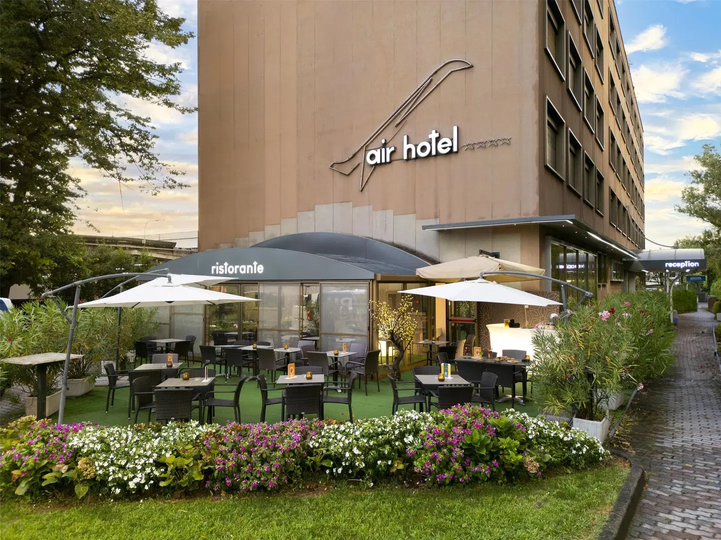 Best Western Air Hotel Linate Milano EXTERIOR