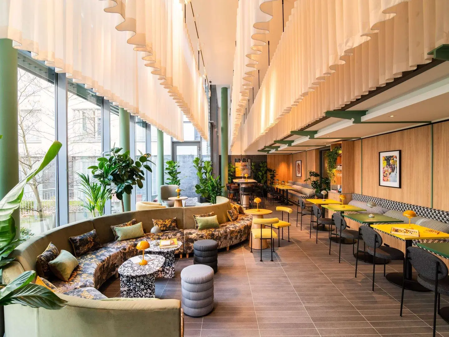 TRIBE Düsseldorf Restaurant