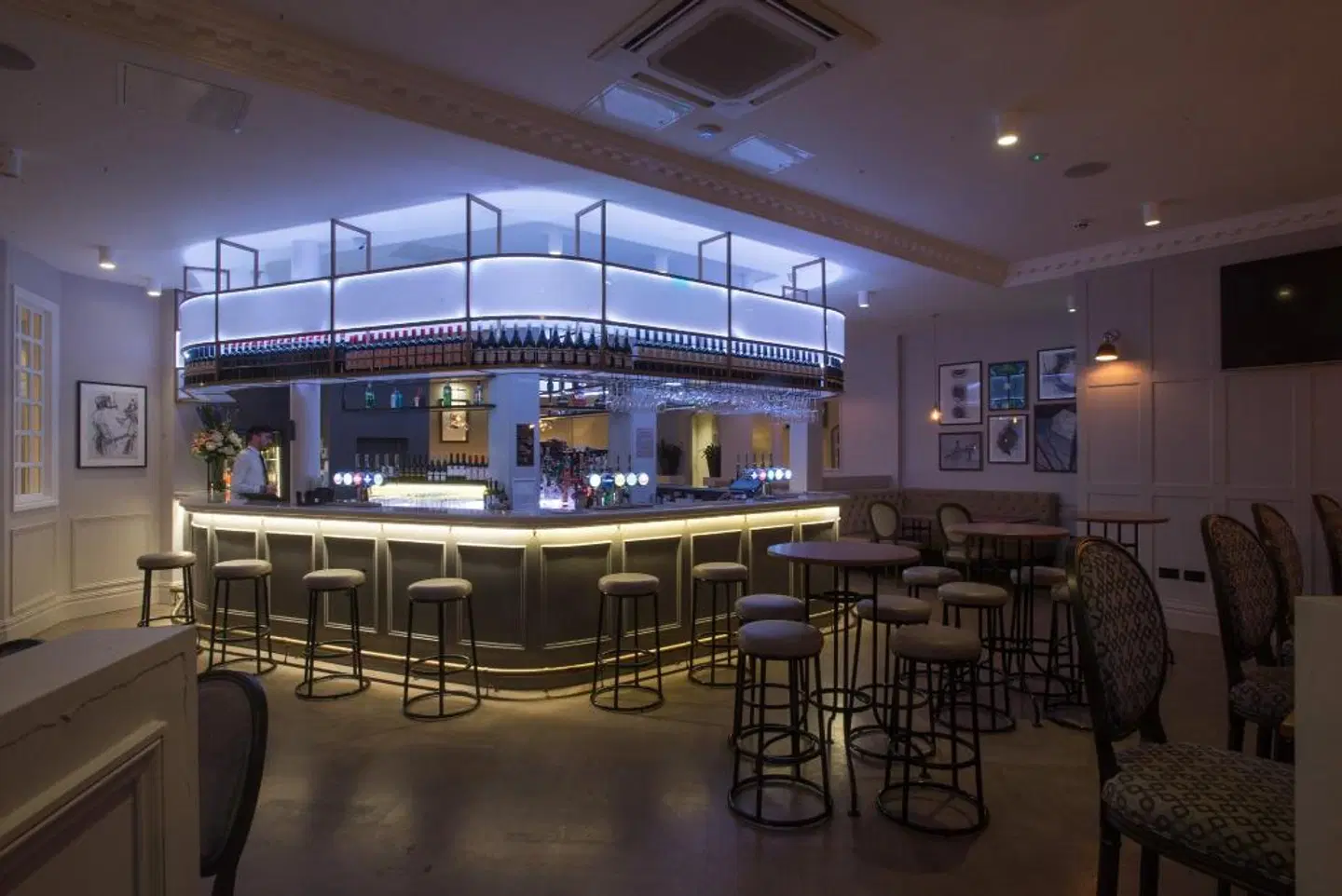 The Kings Head Hotel Bar