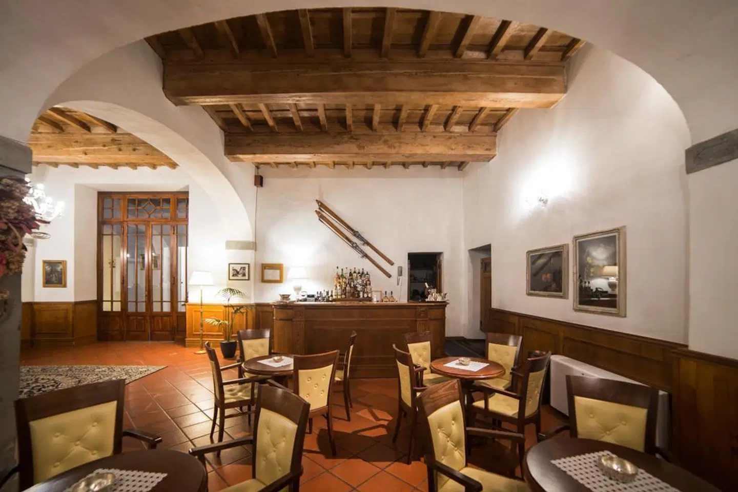 HG Abetone & Piramidi Resort Bar