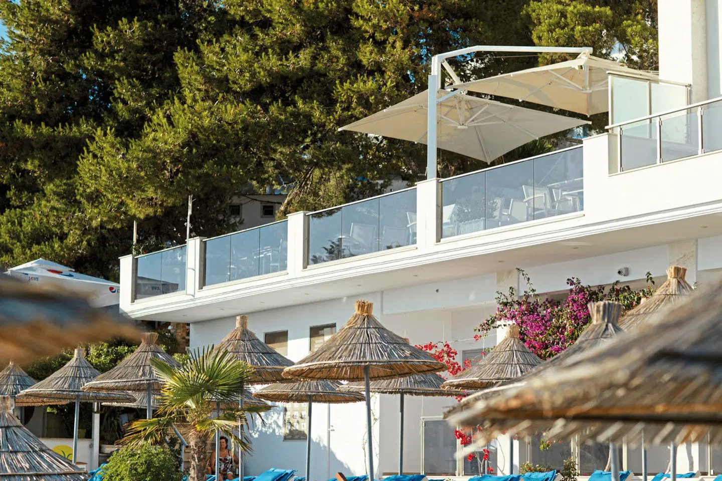 Jaroal Hotel EXTERIOR