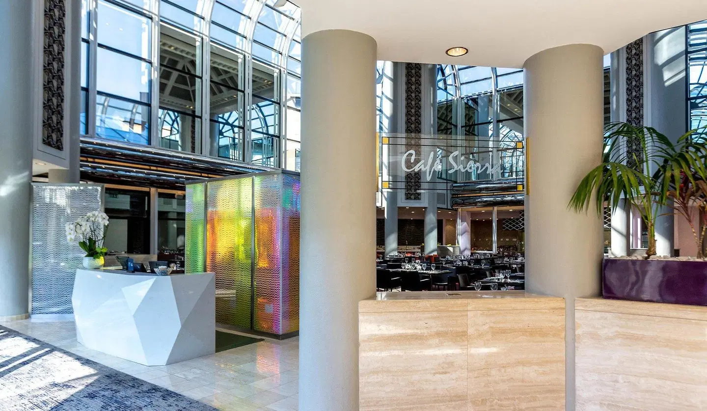 Hilton Los Angeles/Universal City LOUNGE_LOBBY