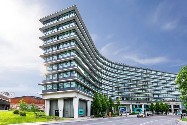 Manchester Piccadilly Hotel EXTERIOR