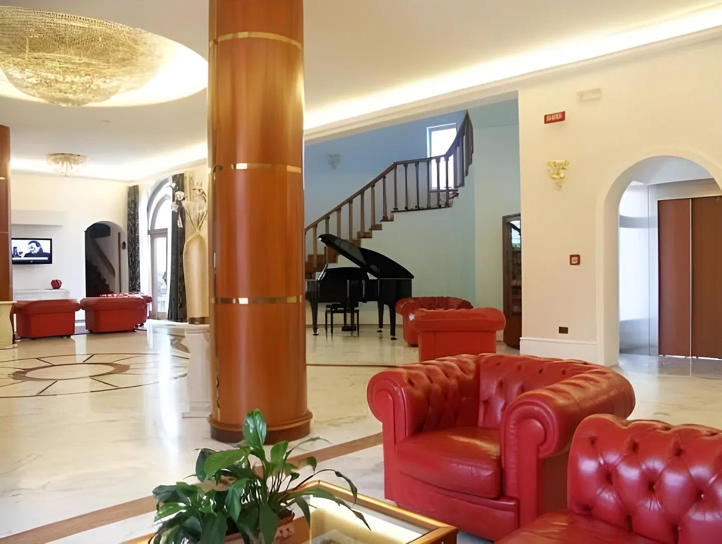 Leonessa LOUNGE_LOBBY
