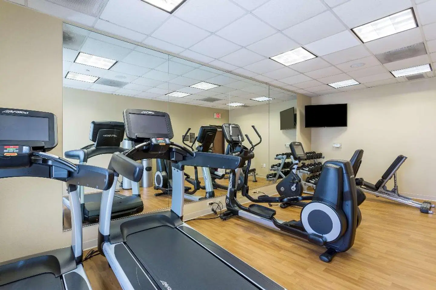 Hyatt Place Phoenix-North SPORTS_AND_LEISURE