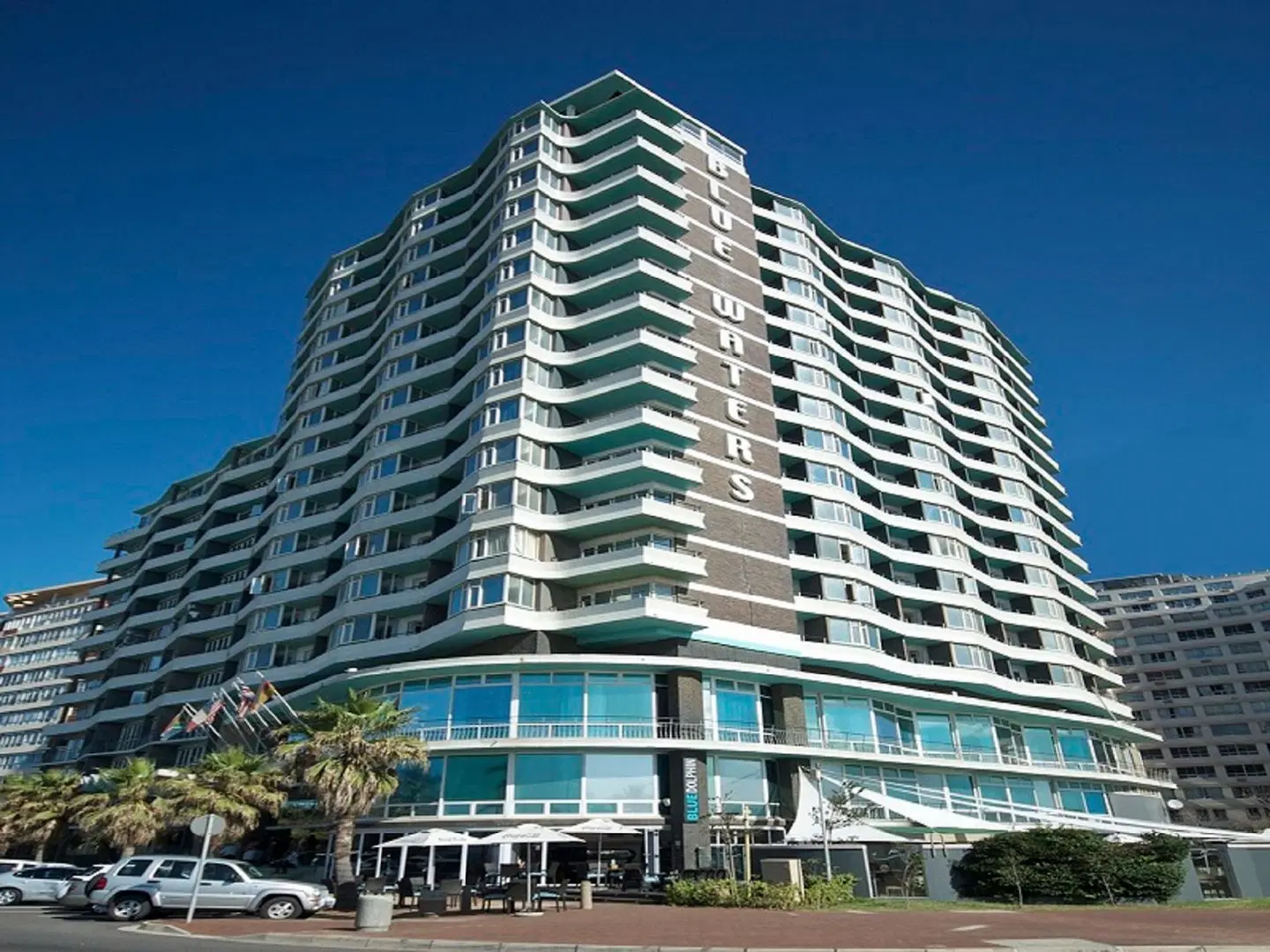Blue Waters Hotel EXTERIOR