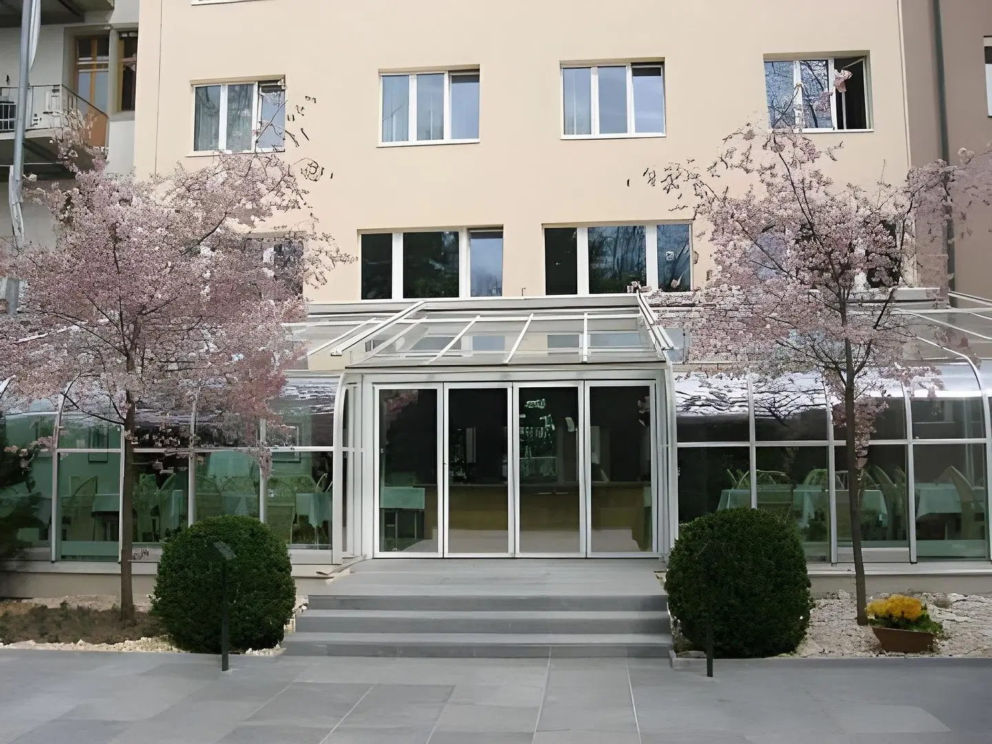 Wettstein EXTERIOR