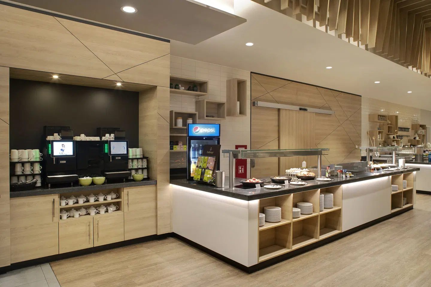 Holiday Inn Frankfurt Airport by IHG LOUNGE_LOBBY