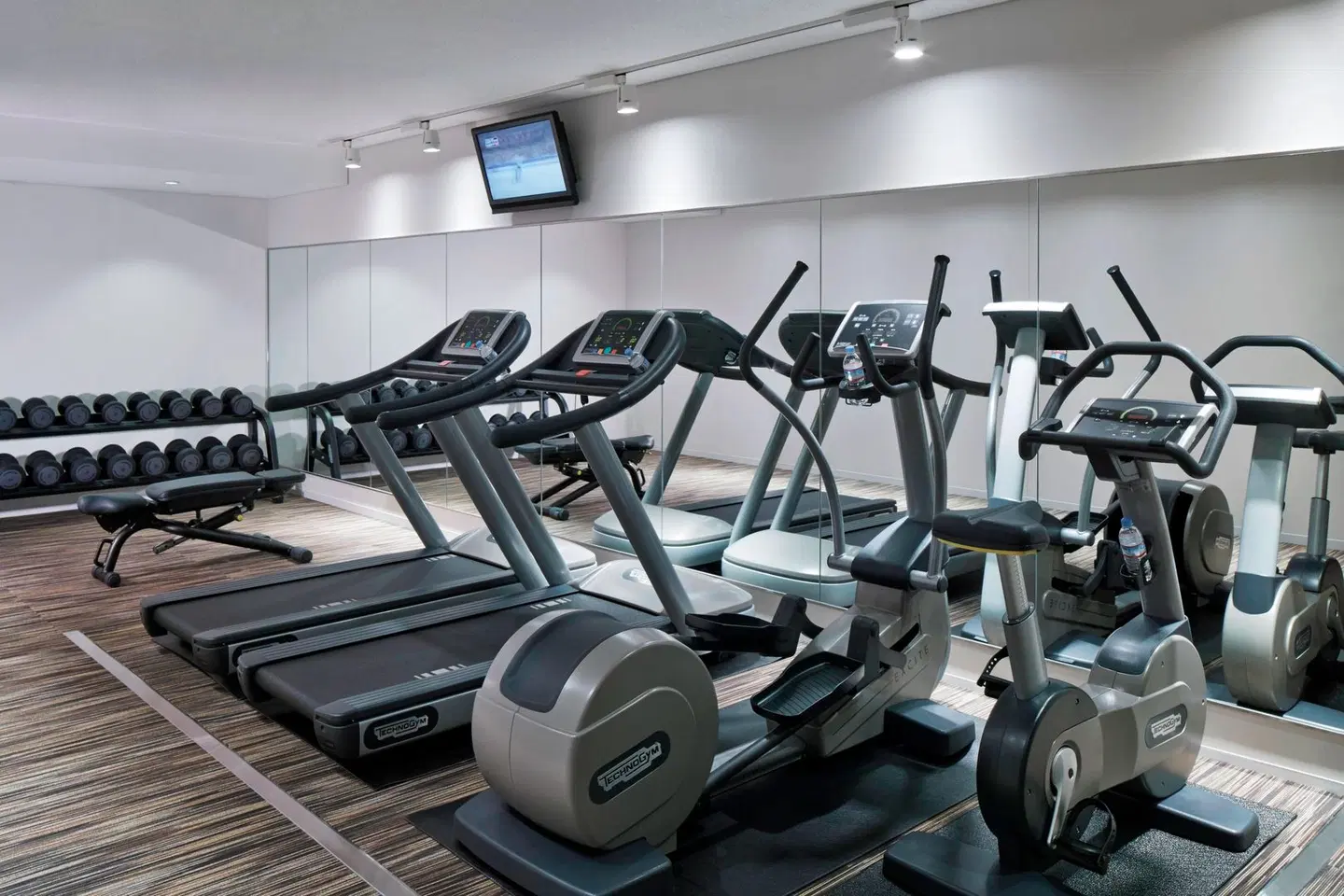 Courtyard by Marriott Tokyo Station SPORTS_AND_LEISURE
