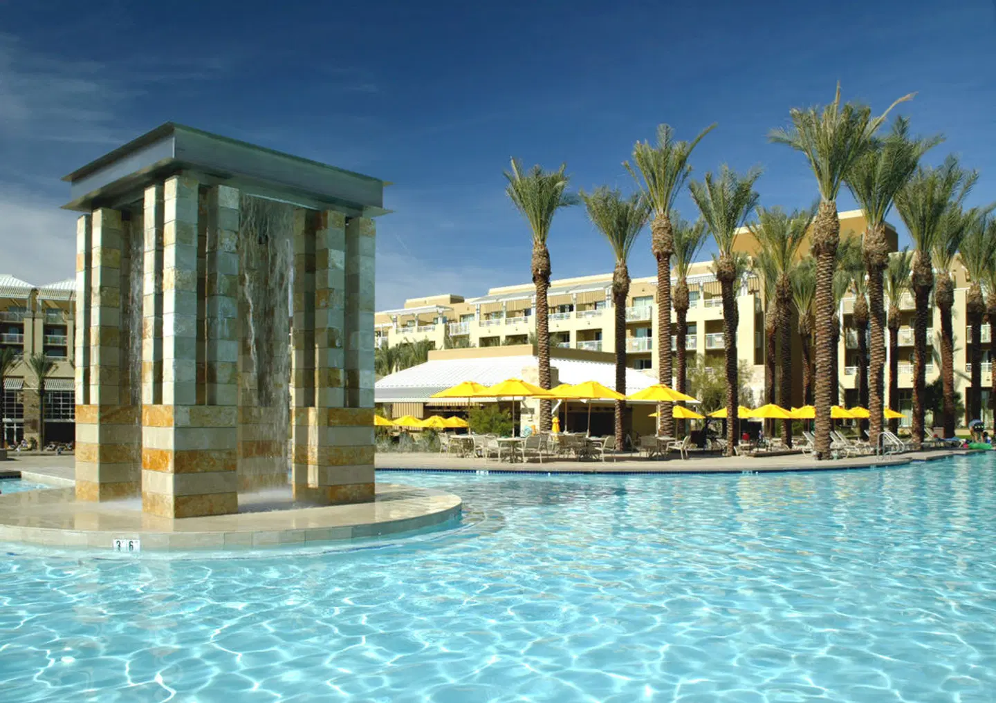 JW Marriott Phoenix Desert Ridge Resort & Spa OUTDOOR_POOL