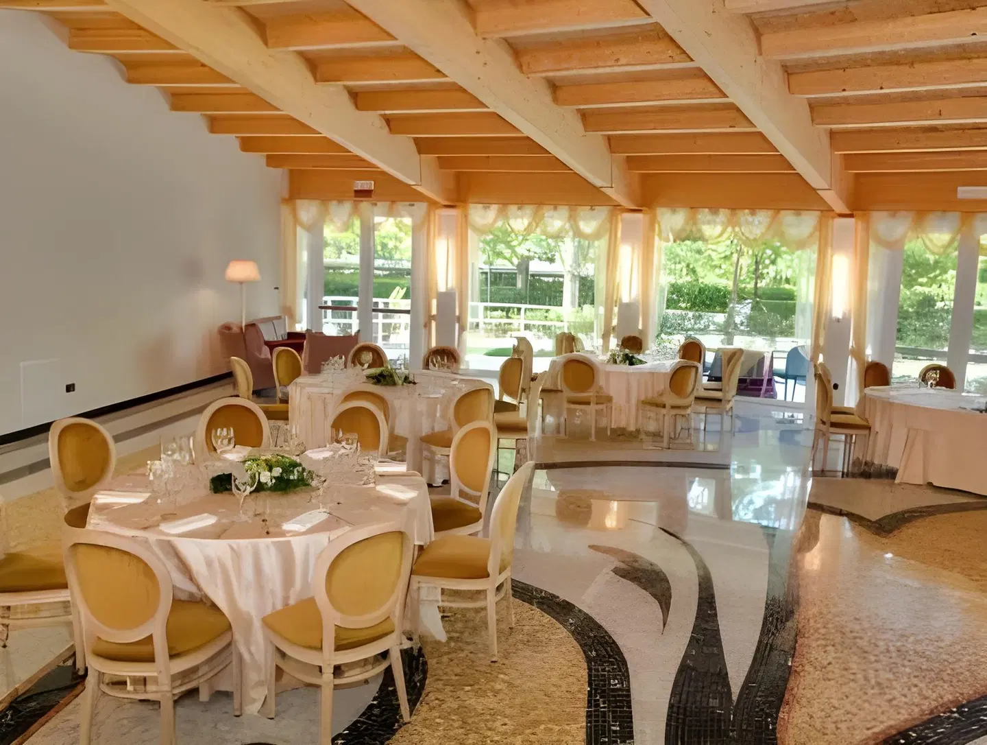 Park Hotel Junior Restaurant