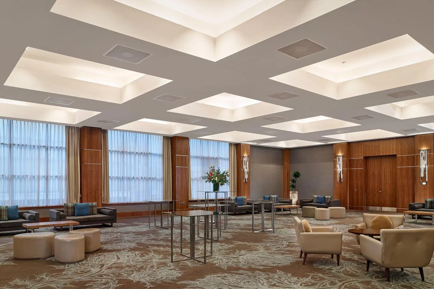 Sheraton Grand Hotel & Spa, Edinburgh Bar