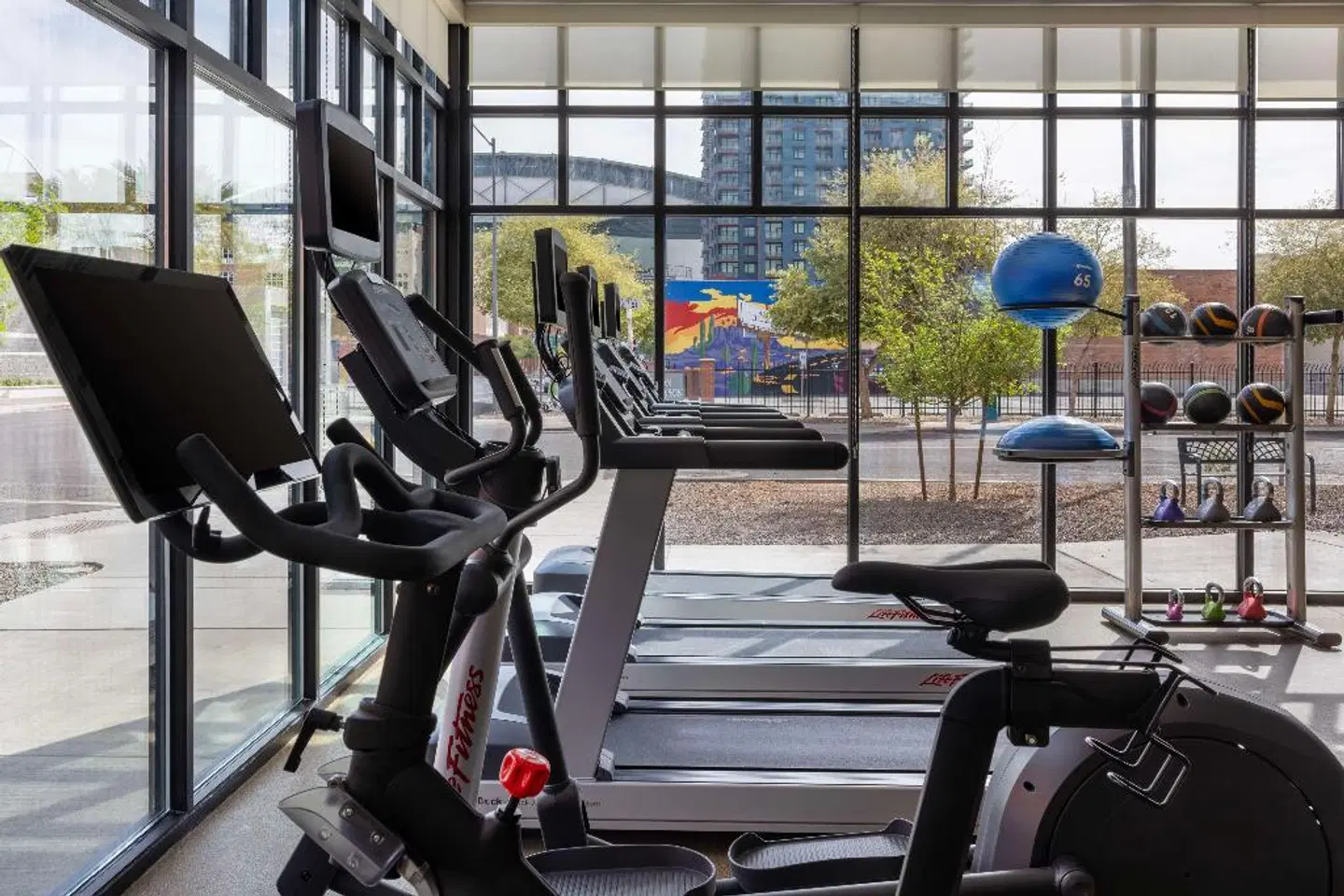 Home2 Suites By Hilton Phoenix Downtown SPORTS_AND_LEISURE