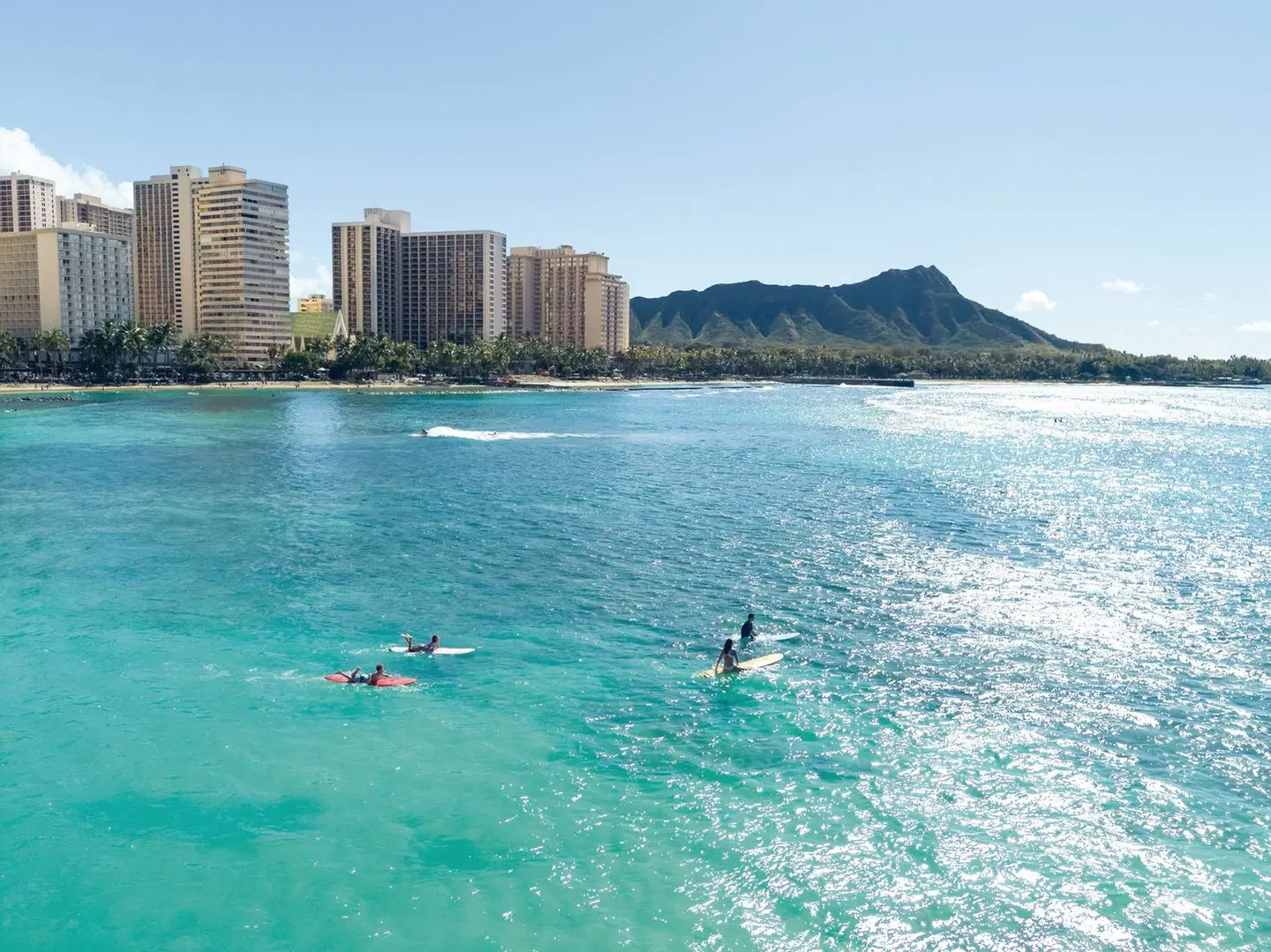 Embassy Suites by Hilton Waikiki Beach Walk SPORTS_AND_LEISURE