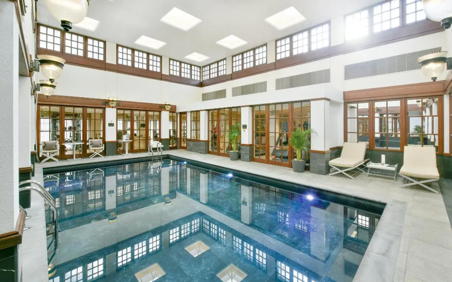 The Savoy Hallenbad