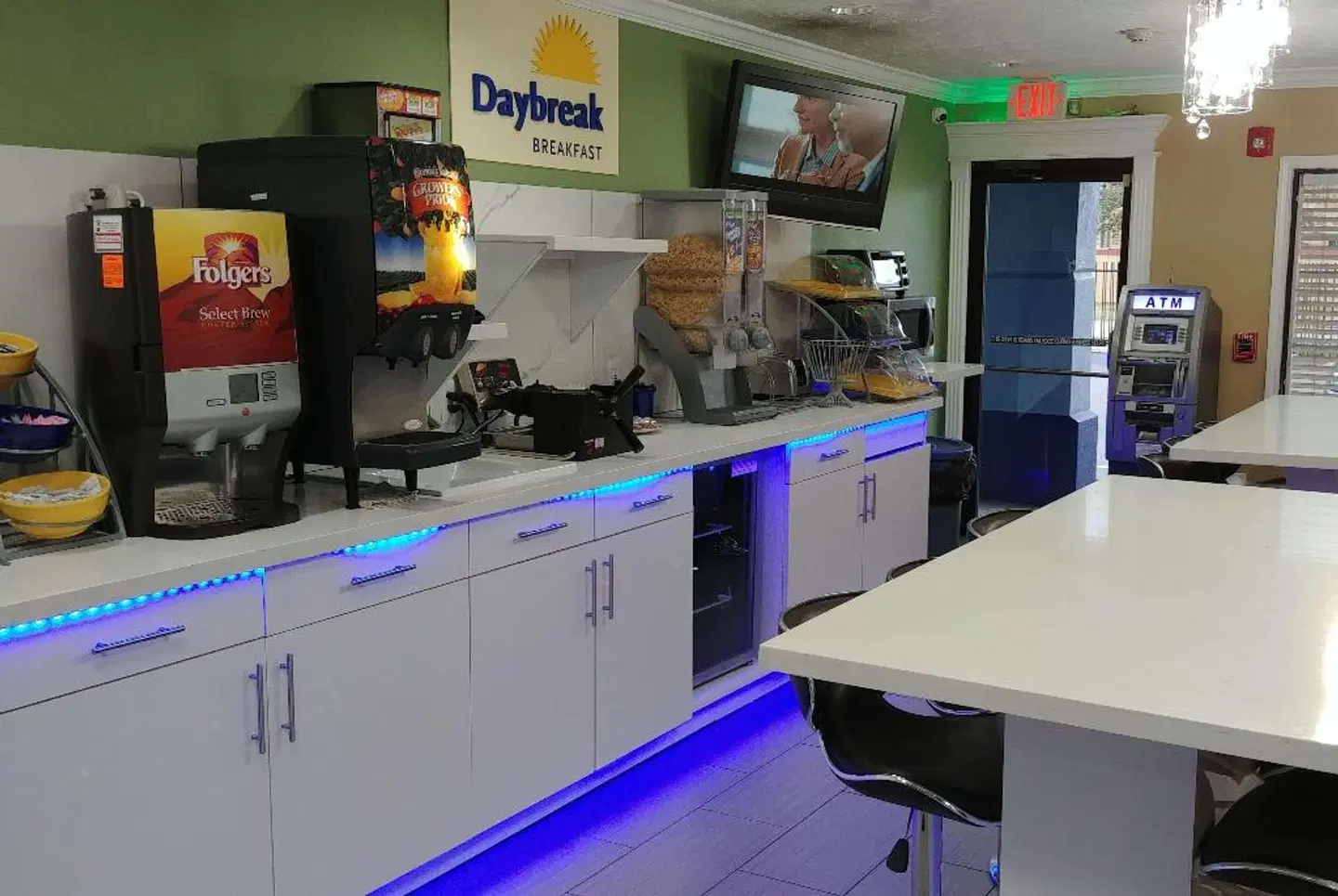 Days Inn by Wyndham Houston East SPORTS_AND_LEISURE