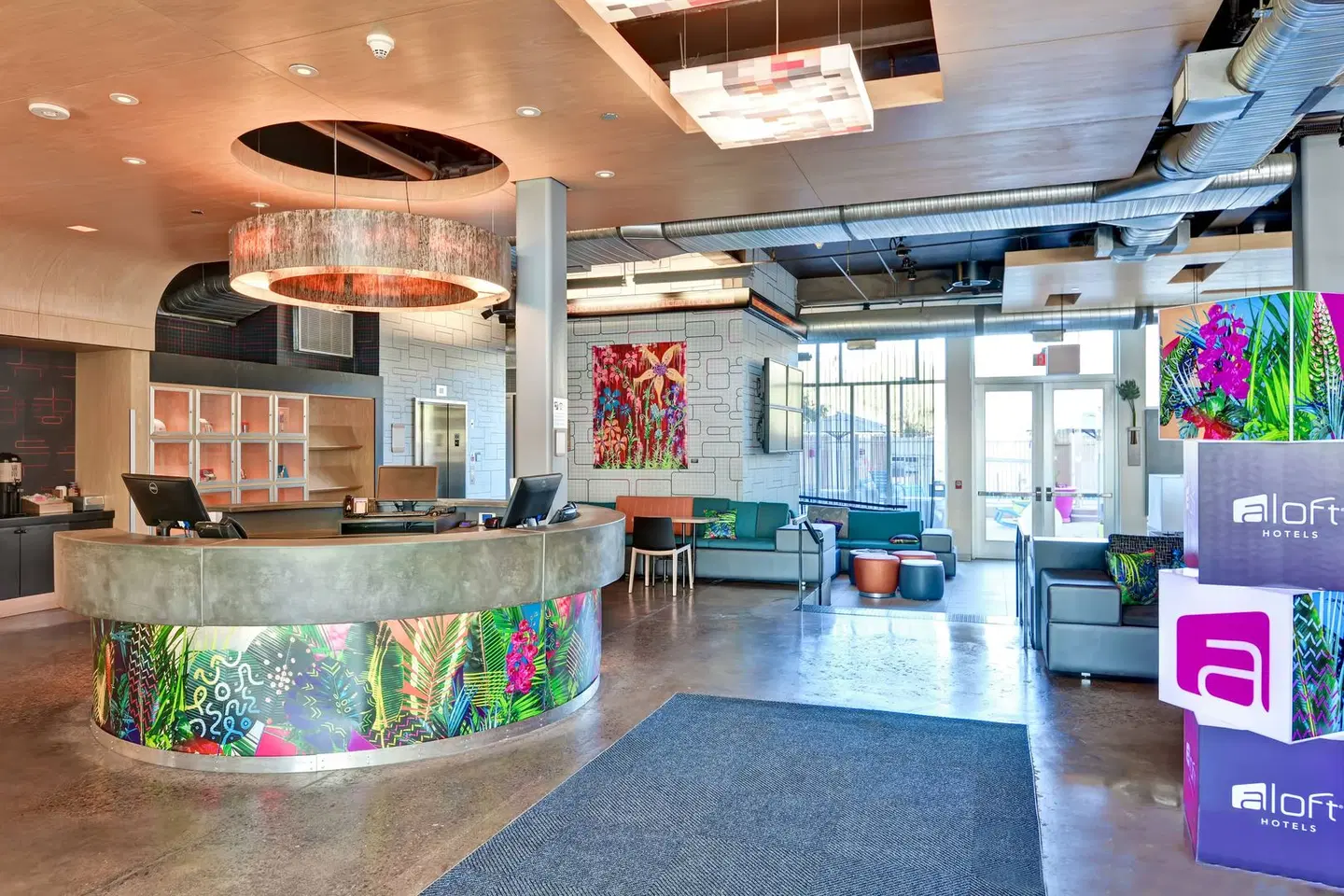 Aloft Phoenix Airport LOUNGE_LOBBY