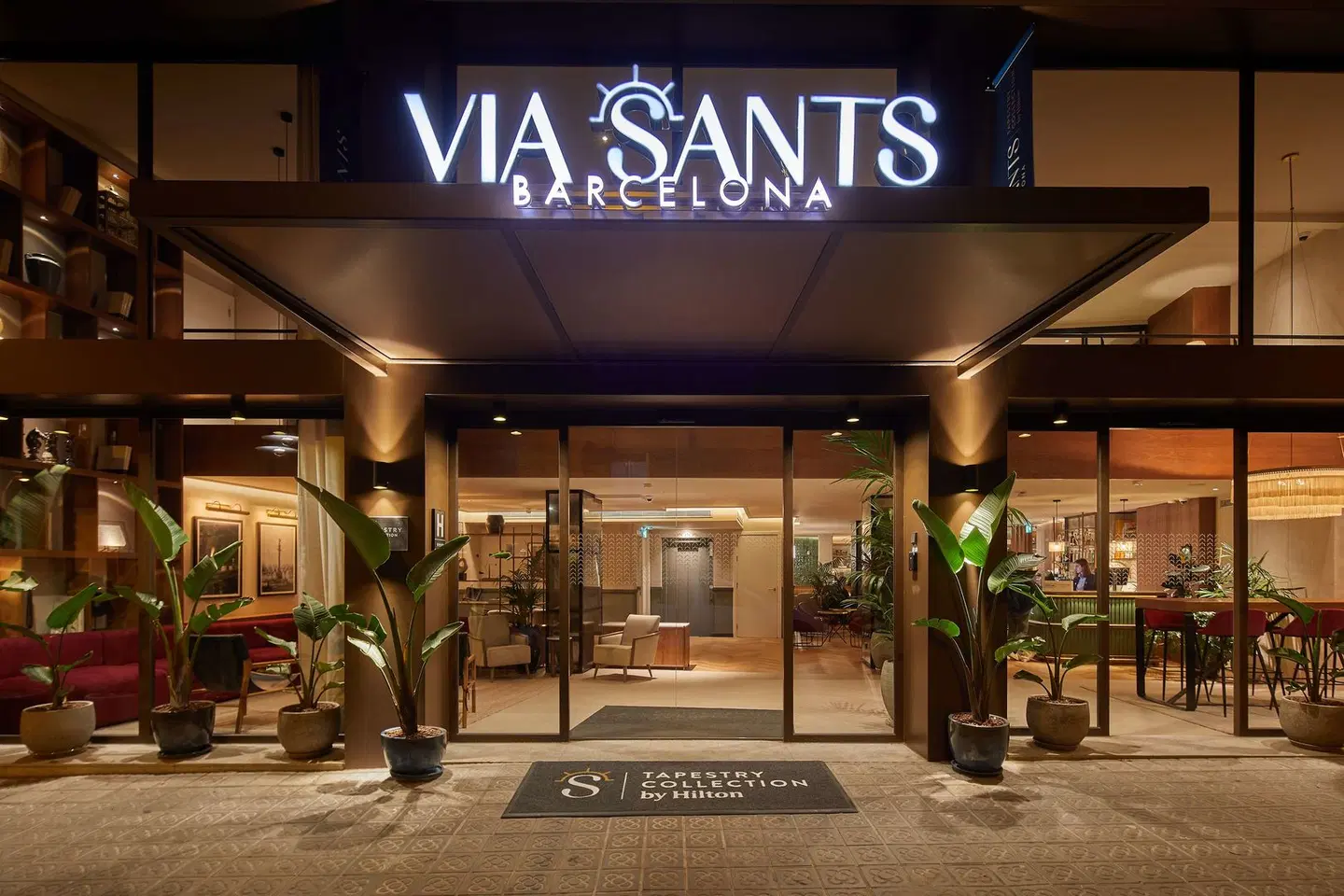 Via Sants Hotel Barcelona, Tapestry Collection by Hilton EXTERIOR