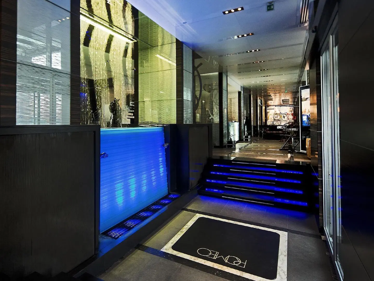 Romeo LOUNGE_LOBBY