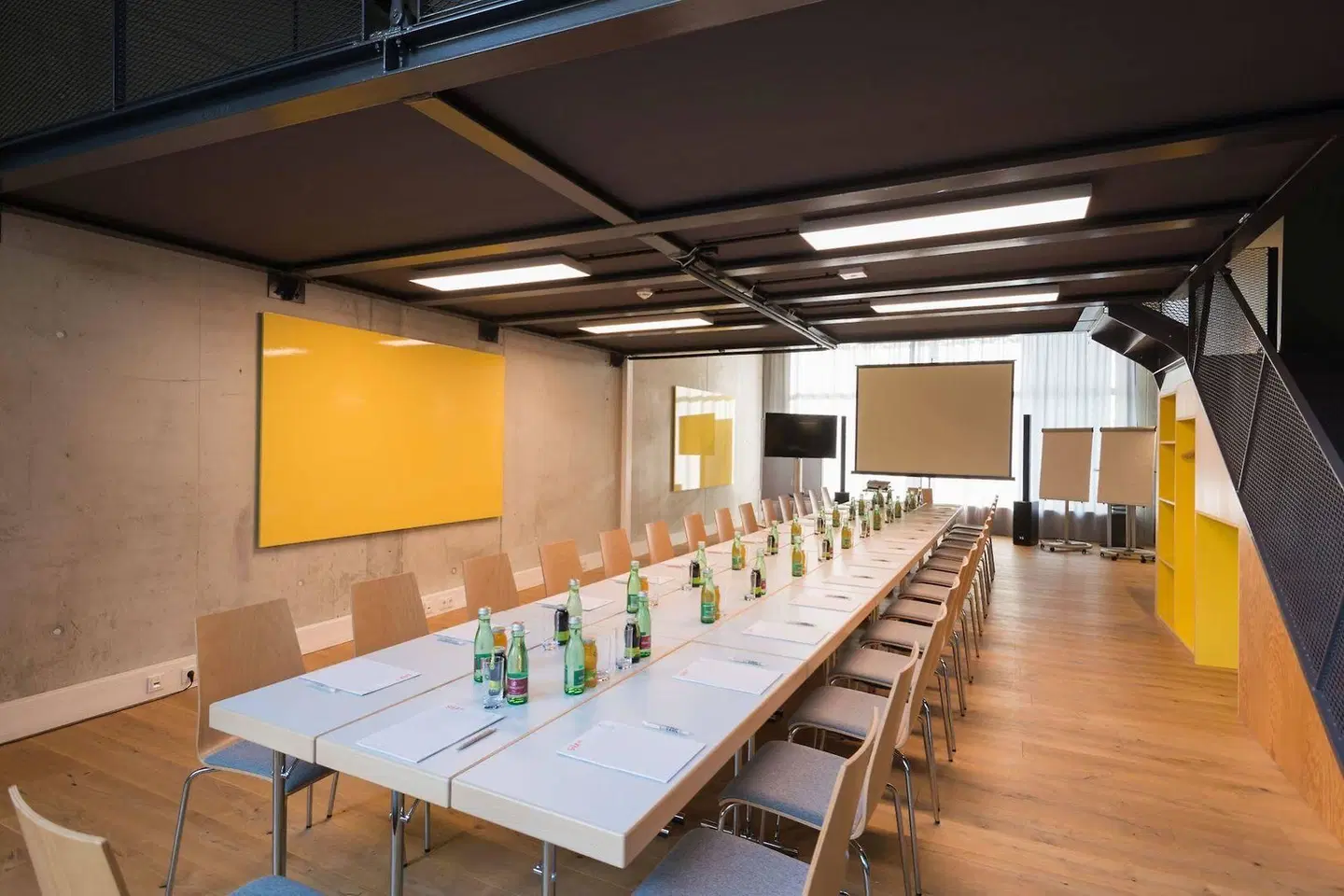 Schani Konferenz