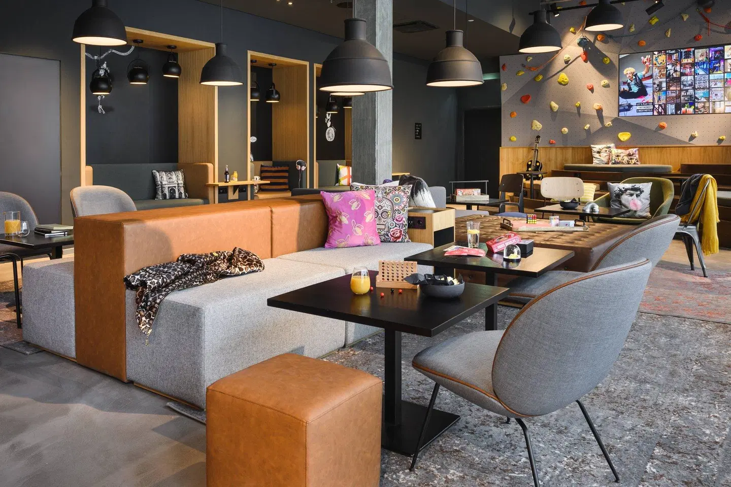 Moxy Dresden Neustadt Bar