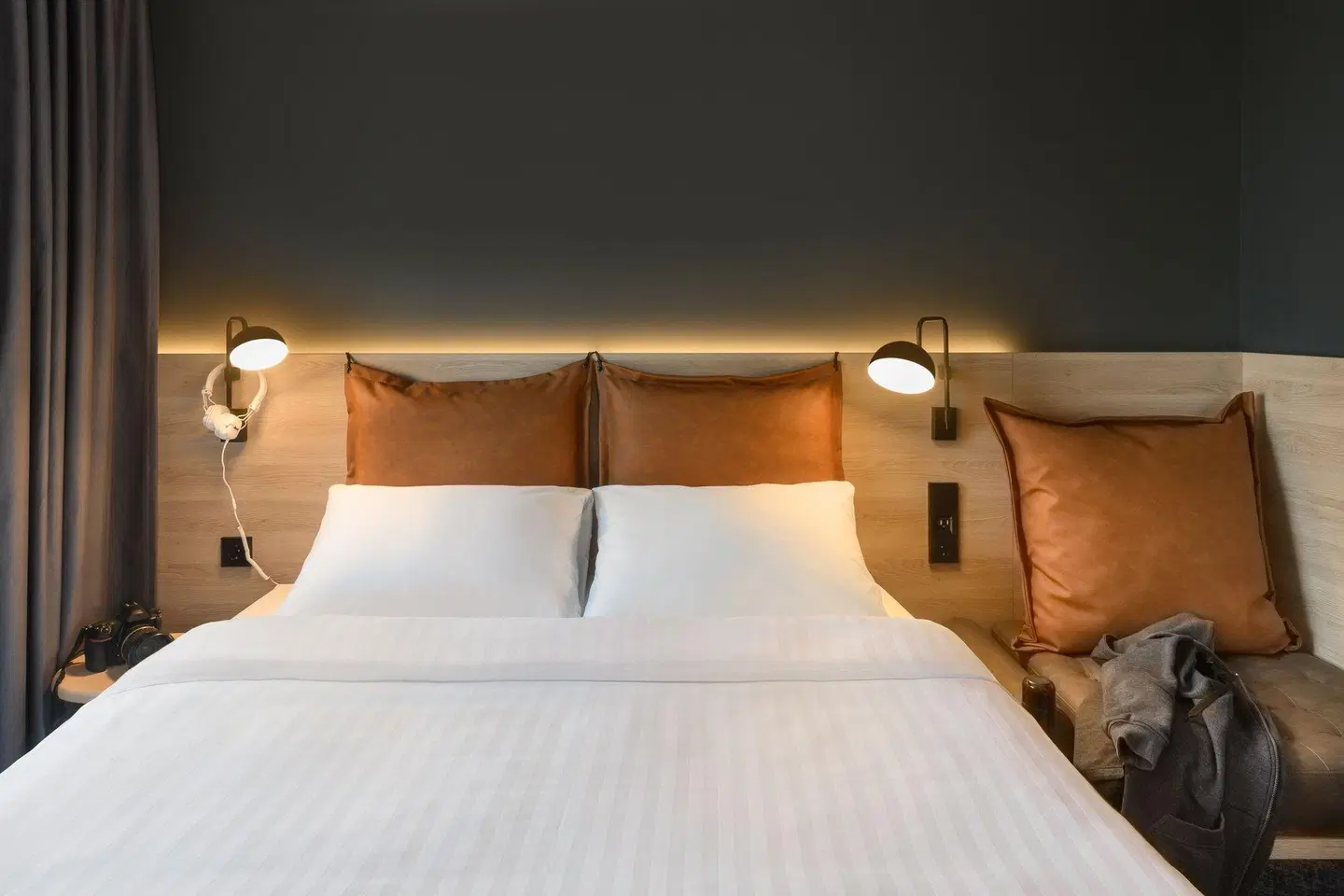 Moxy Dresden Neustadt ROOM_EXAMPLE