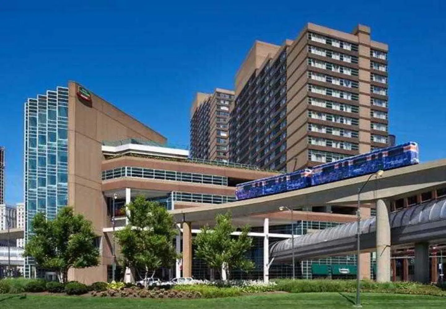 Courtyard by Marriott Detroit Downtown EXTERIOR
