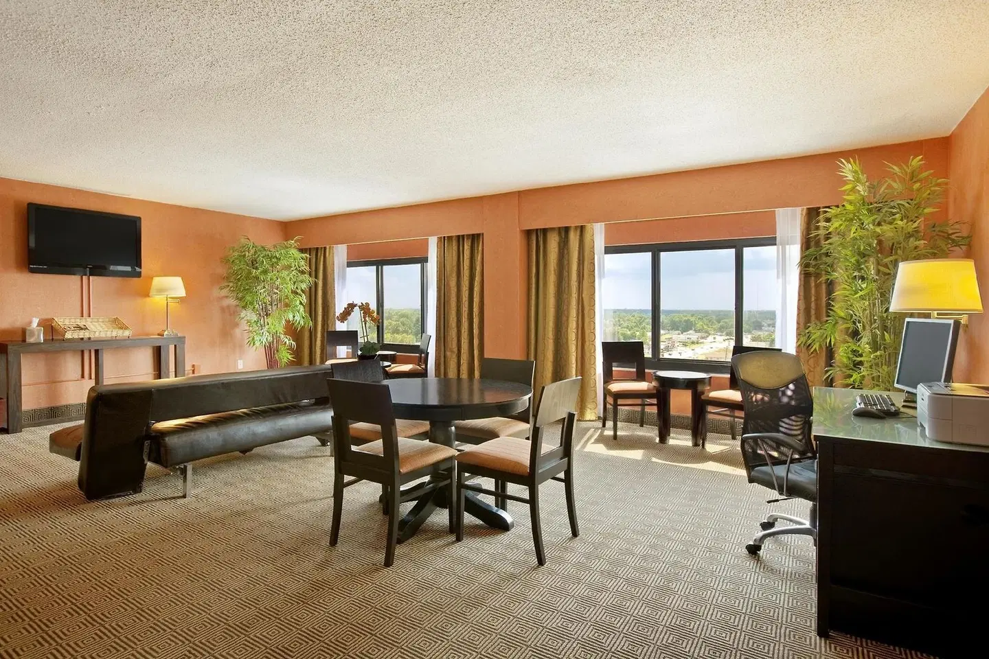 DoubleTree by Hilton Springfield ROOM_EXAMPLE