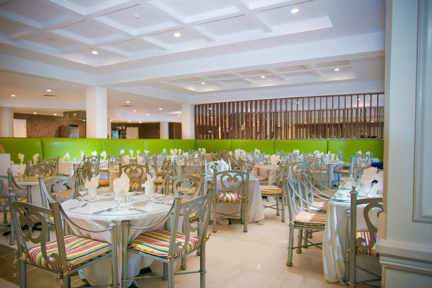 Breezes Resort & Spa, Bahamas Restaurant