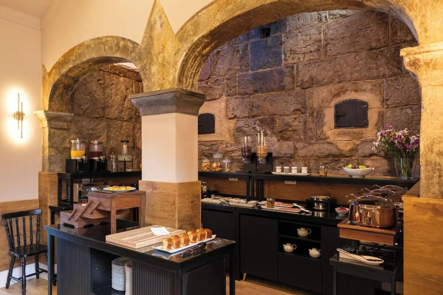 Azores Book Hotel Restaurant