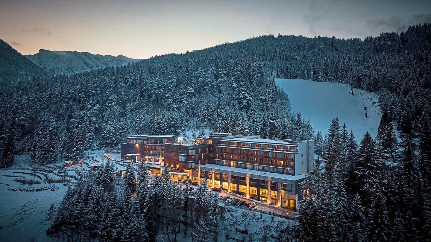 DAS KRONTHALER Alpine Lifestyle Hotel LANDSCAPE