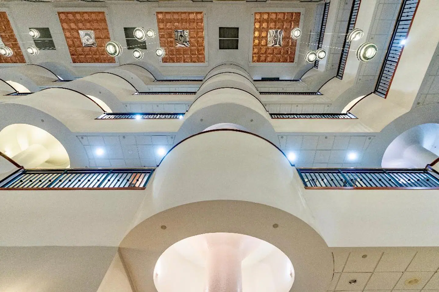 Wyndham Garden Baronne Plaza HEALTH_BEAUTY