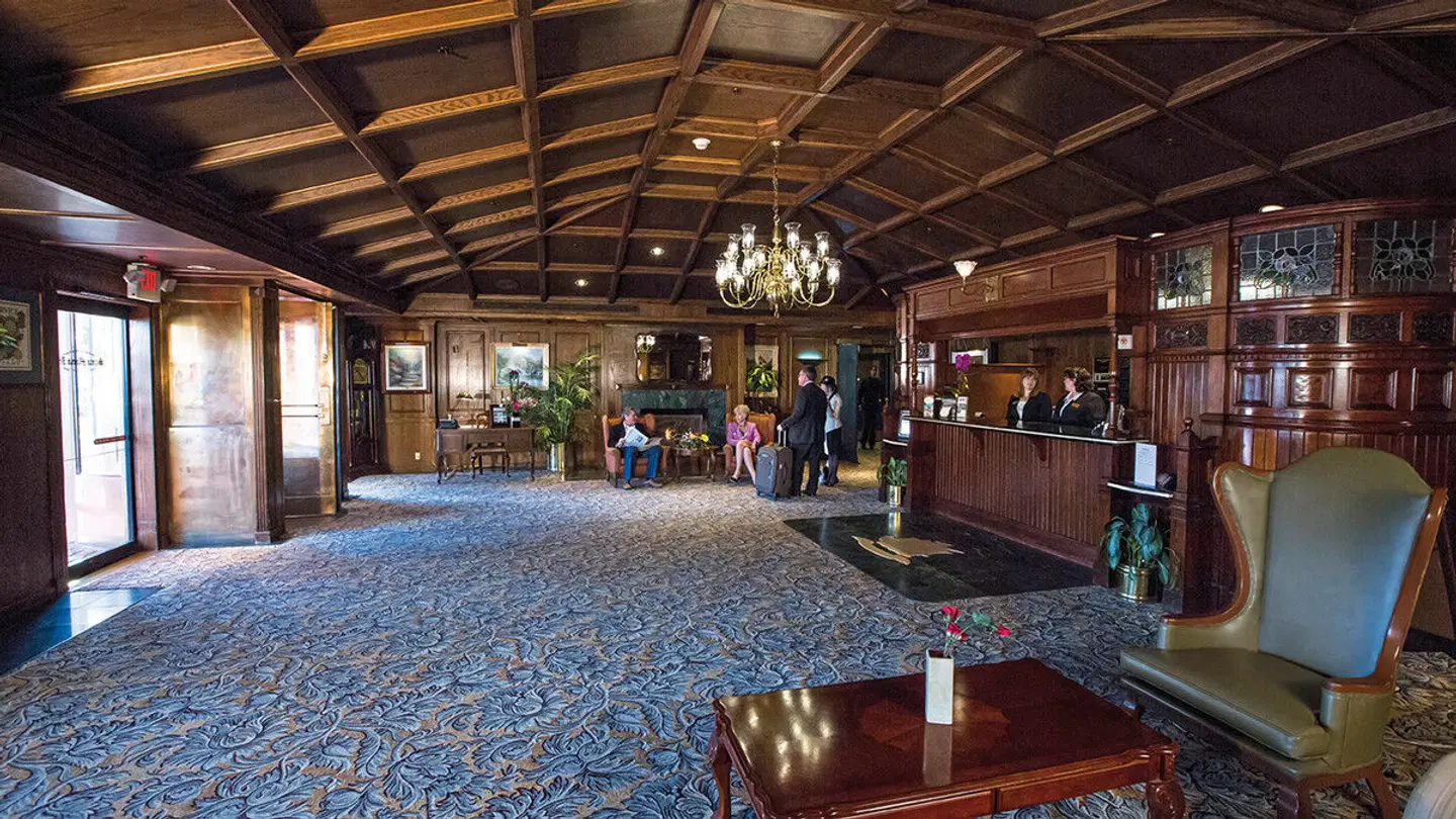 Historic Santa Maria Inn LOUNGE_LOBBY
