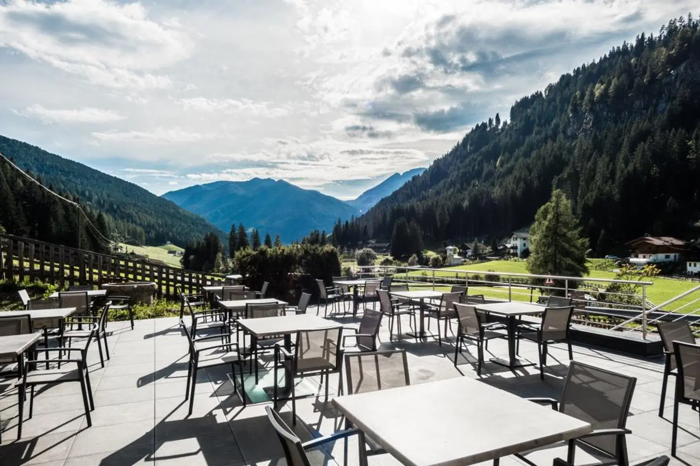 Feldrand Terrasse