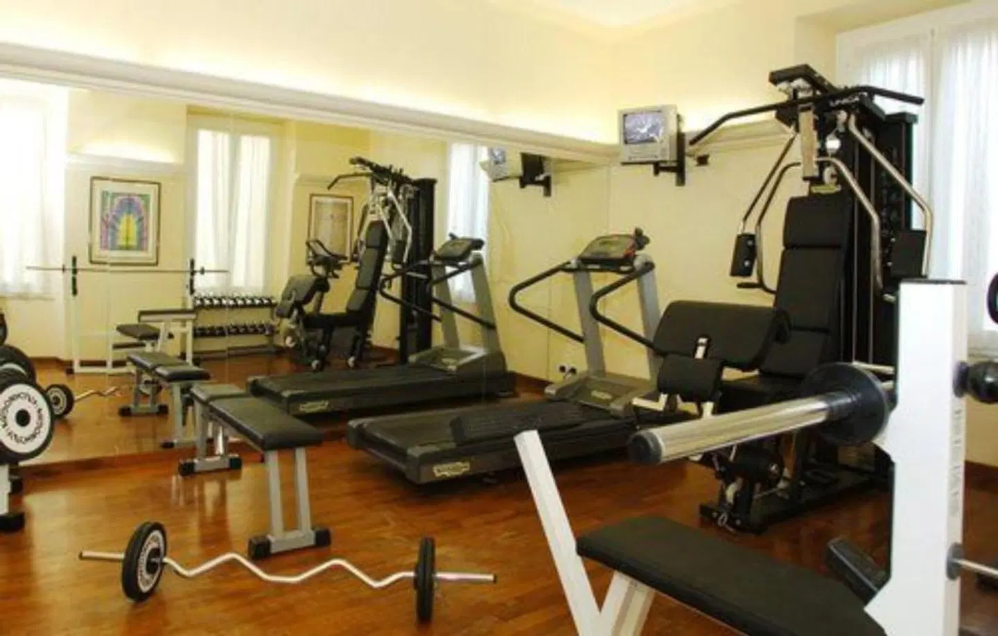 Jolanda SPORTS_AND_LEISURE