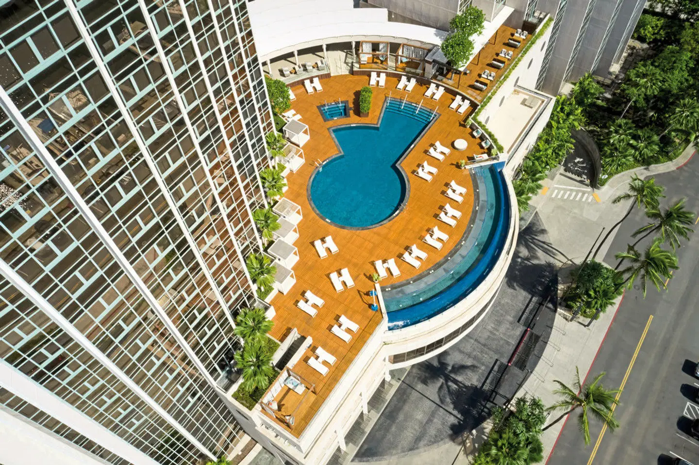 Prince Waikiki MODEL_IMPRESSION