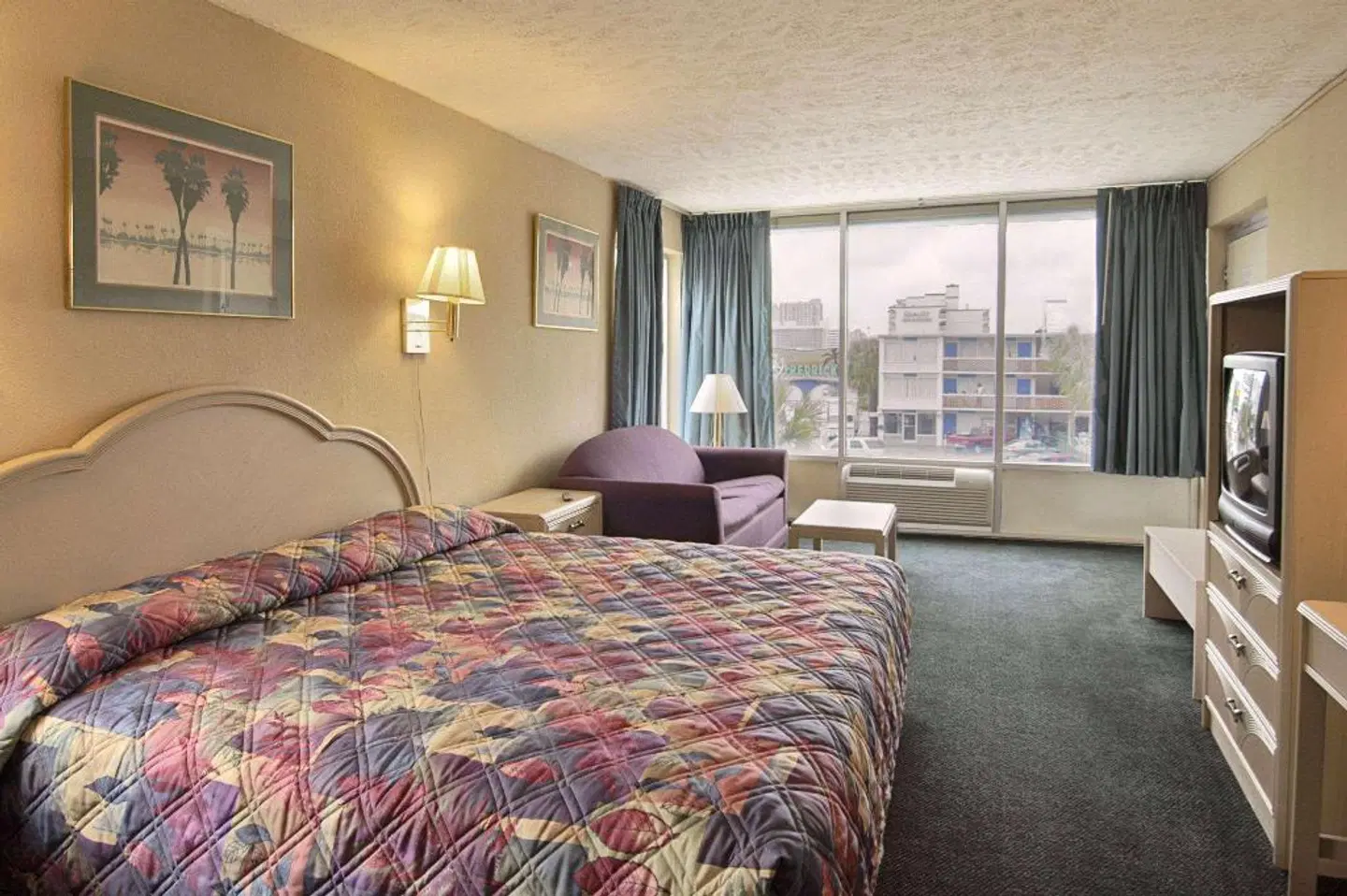 Days Inn by Wyndham Myrtle Beach-Grand Strand ROOM_EXAMPLE