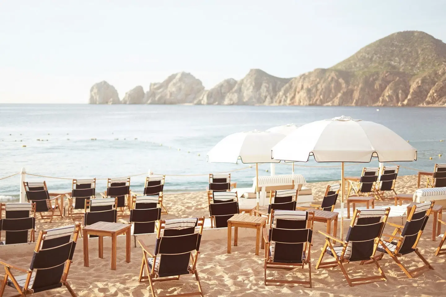 Bahía Hotel & Beach Club BEACH