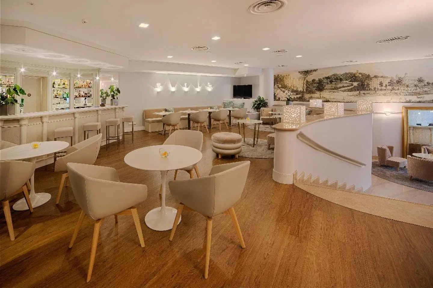 NH Genova Centro Bar